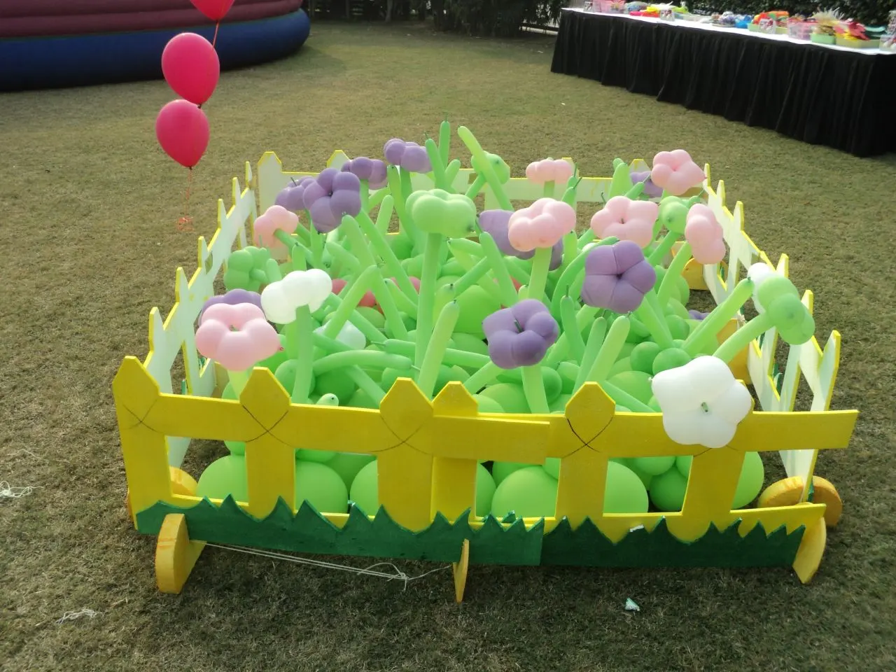 Flower birthday decoration in Jaipur