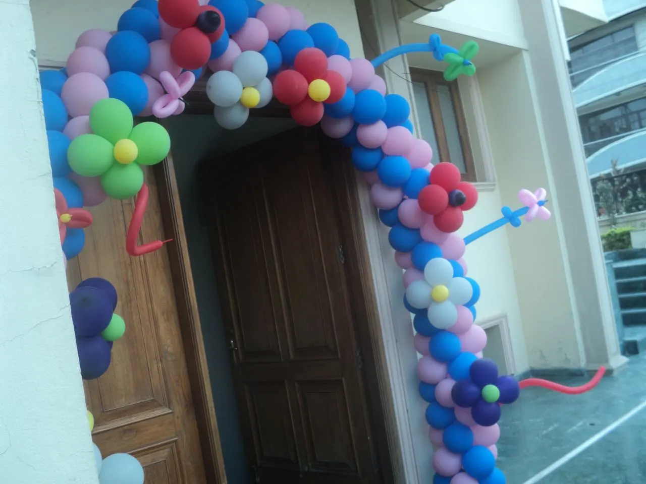 Flower birthday decoration in Jaipur