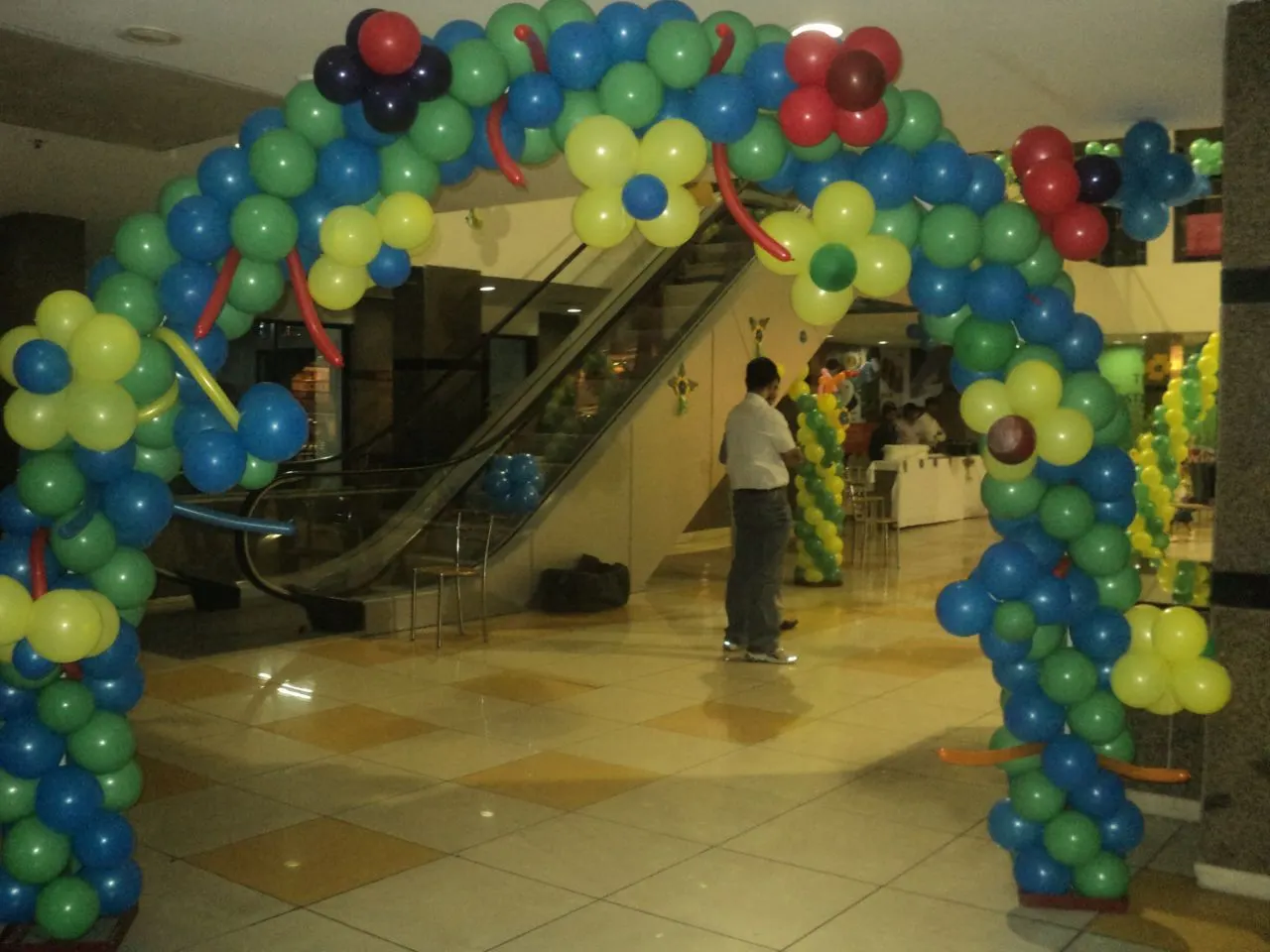 Flower birthday decoration in Jaipur